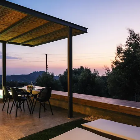 New Modern Domus Rodia With Private Pool & Bbq, 4km From Nearest וילה Mariou