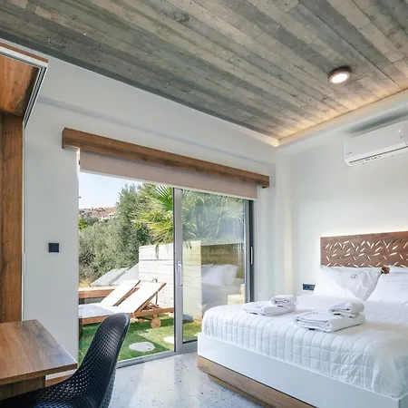 New Modern Domus Rodia With Private Pool & Bbq, 4km From Nearest וילה *
