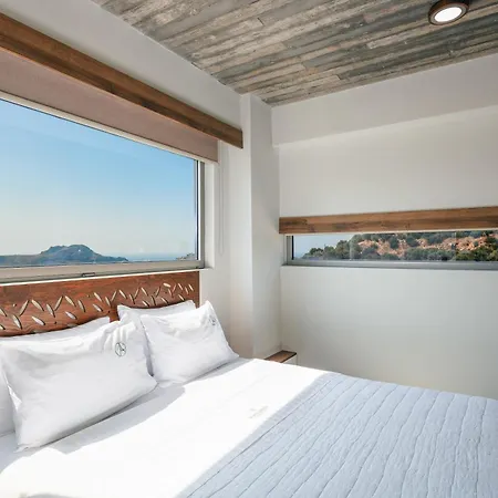 Villa New Modern Domus Rodia With Private Pool & Bbq, 4km From Nearest *